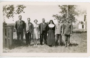 Long family, 1943.  Francis at right.  The  Francis' story follows the Vigil photo, below.