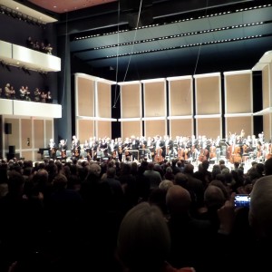 Maestro Skrowaczewski and Orchestra respond to the audience standing ovation at the conclusion of the concert.