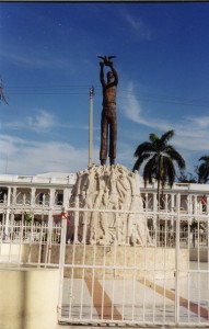 Haiti Sculpture Dec 2003005